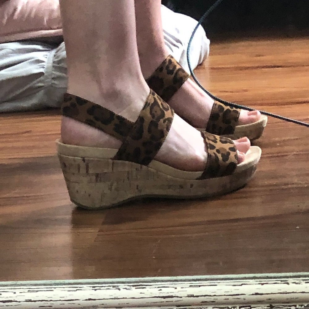 Heeled leopard sandals